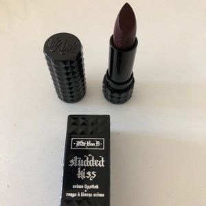 Kat Von D studded kiss in Homegirl